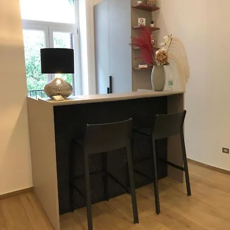 Angolo83 Centro باليرمو