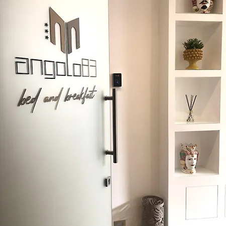B&B Angolo83 Centro 4*