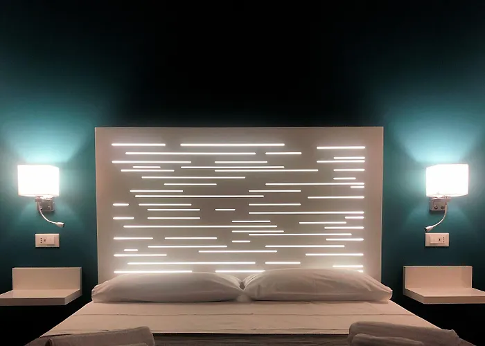 Angolo83 Centro 住宿加早餐酒店 4*