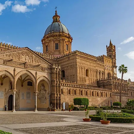 Angolo83 Centro Panzió