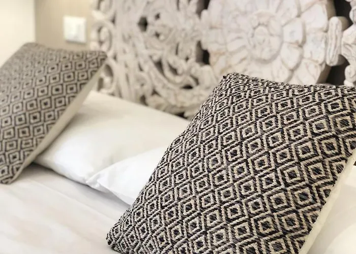 Bed & Breakfast Angolo83 Centro 4*